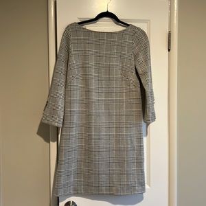 Ann Taylor size 2 dress, knee length.